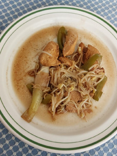 A picture of Chicken in Worcestershire Sauce.