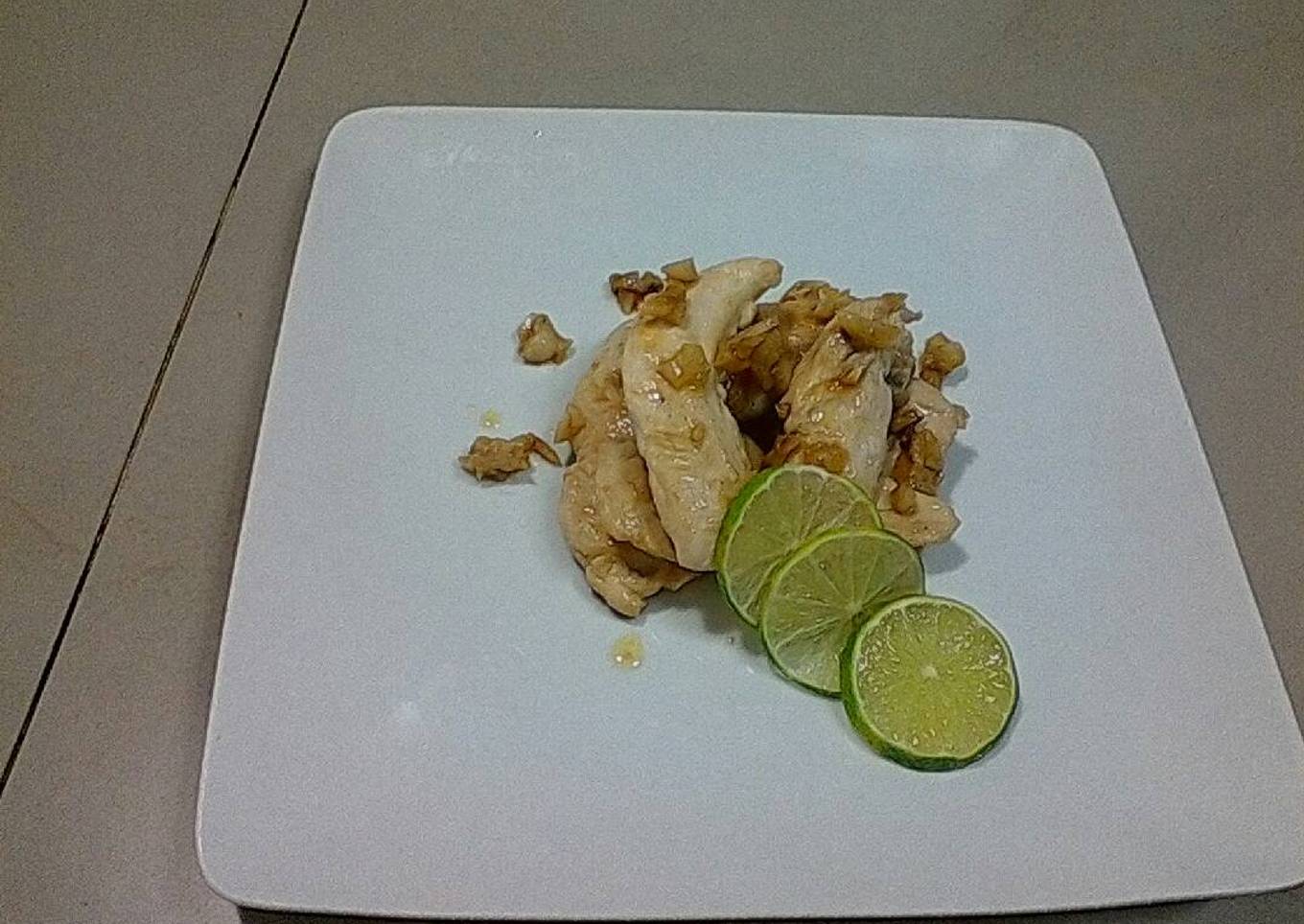 Lomito de pollo en salsa menier con ajo🐆🍜🍰😝