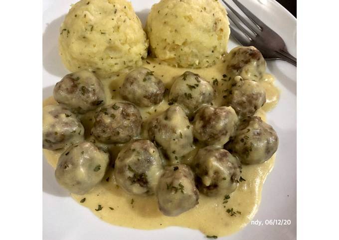Cara Membuat Swedish Meatballs with Gravy Sauce Bunda Pasti Bisa