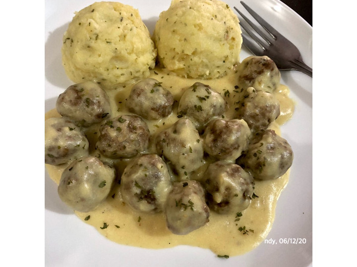 Cara Membuat Swedish Meatballs with Gravy Sauce Bunda Pasti Bisa
