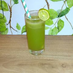 A picture of Palak smoothie.