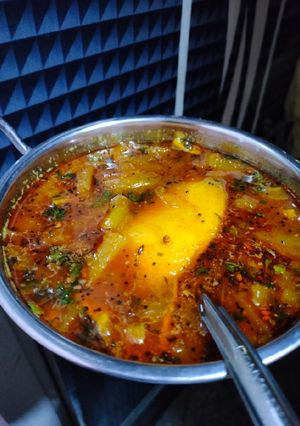 मेंथीआंबा (Methiamba recipe in marathi) रेसिपी चे मुख्य फोटो 