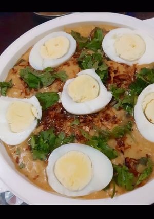 A picture of Instant chicken oats Haleem.