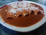 Enchiladas con mole rojo del istmo