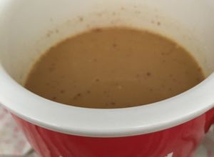 Una foto de Crema de almendras y coco con café y especias