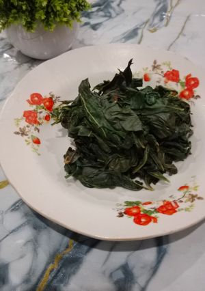 Foto resep Daun Singkong Rebus (Lalapan)