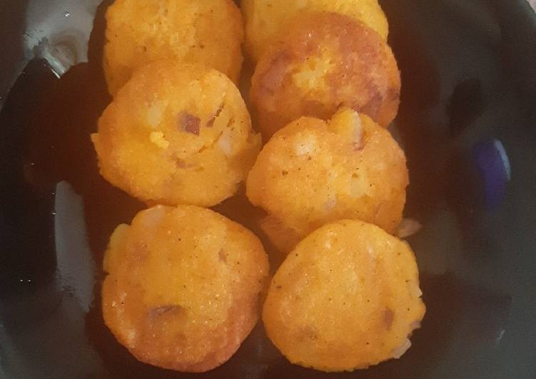 Mashed Potato and Butternut Cakes