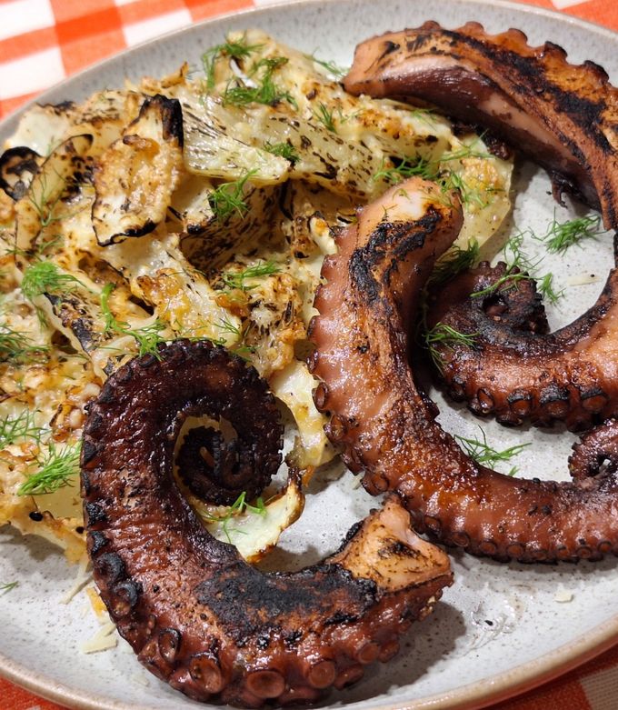 Sült polip, parmezános édesköménnyel recept fotója