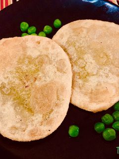 কড়াইশুঁটির কচুরি (Koraishutir Kochuri Recipe in Bengali) রেসিপির প্রধান ছবি