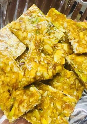 A picture of Dry Fruit Chikki.