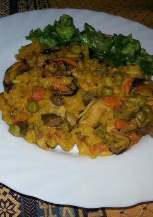 Foto principal de Arroz con mejillones y verduras