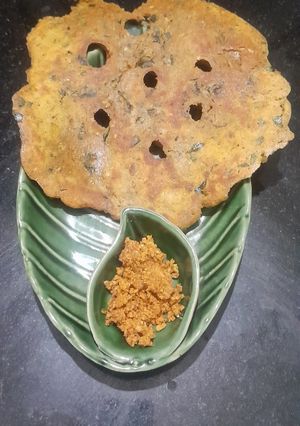 A picture of Drumstick Leaves Thalipitha.