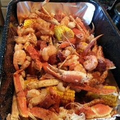 A picture of Cajun seafood and crab boil.