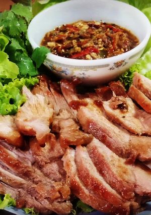 รูปของ หมูหมักกะทิน้ำตาลโตนด