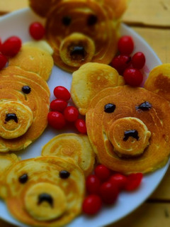 A picture of Eggless Teddy Pancakes.