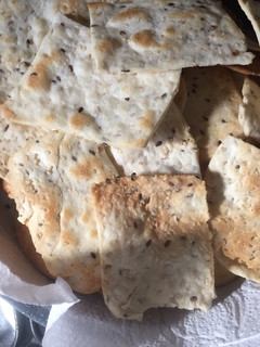 Una foto de Galletitas saladas tipo “crackers”, fáciles y deliciosas!