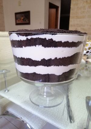 Φωτογραφία της συνταγής Κρέμα με μπισκότα oreo ή αλλιώς γλάστρα