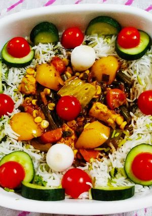 A picture of Vegetables Stew with Cilentro Rice.