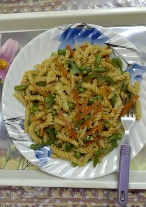 ভেজ পাস্তা (Vej Pasta Recipe in Bengali) রেসিপির প্রধান ছবি