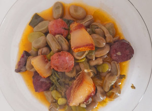 Foto de Favas com chouriço