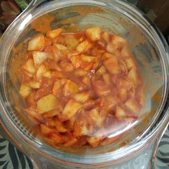 A picture of Mango pickle with asafoetida.