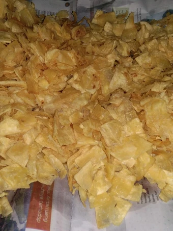 Langkah Gampang Menyiapkan Resep Kripik Singkong (Melalui pengukusan) yang Lezat Sekali Anti Ribet, Mantap