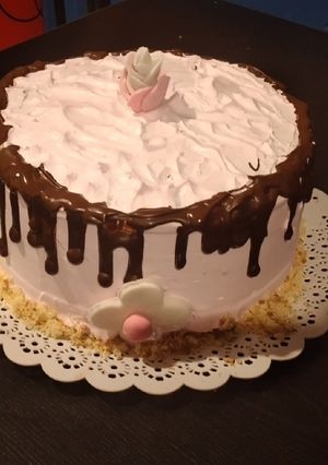 Una foto de Decoración Torta drip cake