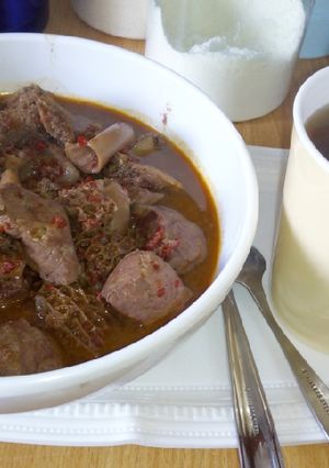 A picture of Pp soup din kayan ciki da black Tea.