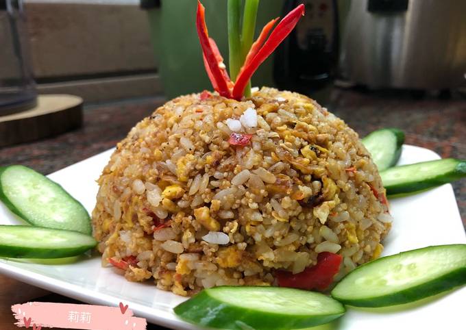 Nasi goreng tiwul 木薯炒飯