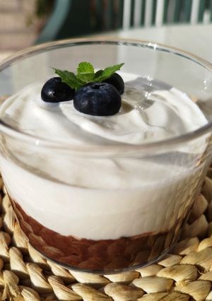 Foto principal de Pudín de chía y chocolate con yogur griego