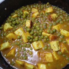 Matar paneer A picture of Matar paneer.
