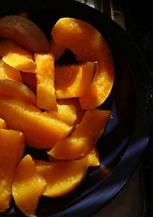 A picture of Simple butternut.