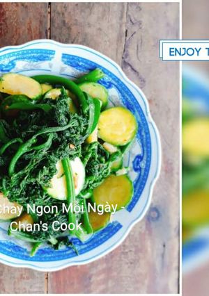Hình của món Ngọn bí xào bí non chay.