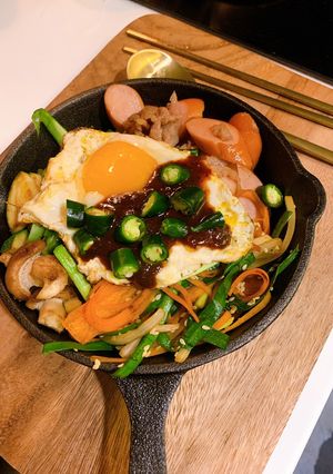 รูปของ ข้าวยำเกาหลี Bibimbap🍚 style by barbie👩🏼‍🍳