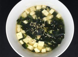 Hình của món [Eat clean #D_30] Canh rong biển chay (145calo).