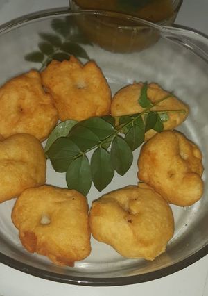 A picture of Medu vada.