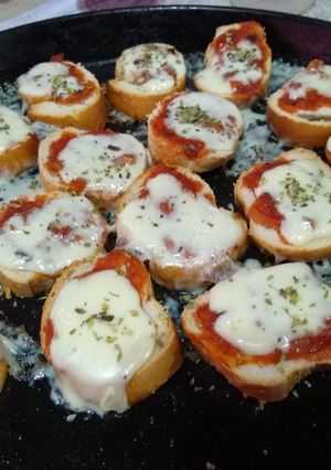 Una foto de Pizzitas de Pan