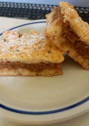 Almáspite 😊 ahogy mi szeretjük recept fotója