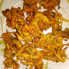 A picture of Chips pakoray.