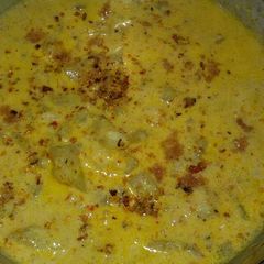 A picture of Lauki ka raita.