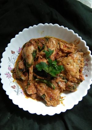 A picture of Peshwari Chicken Korma.
