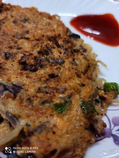 ম্যাগি ওমলেট (maggi omlet recipe in bangali) রেসিপির প্রধান ছবি