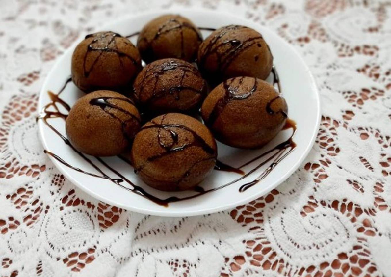 Chocolate apple cake