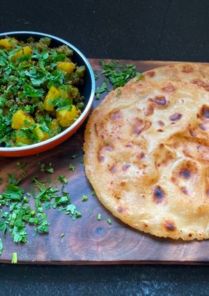 ફણસી બટાકા નું શાક (Dry French beans and potato Sabji recipe in Gujarati) રેસીપી મુખ્ય ફોટો