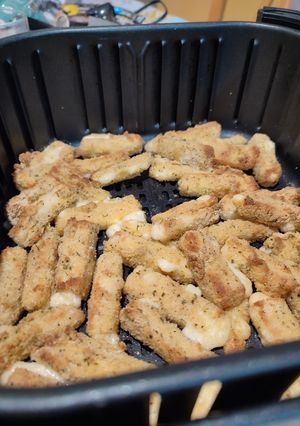 Una foto de Bastones de queso rebozado en Air Fryer