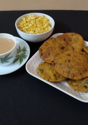 મેથી ની પૂરી (Methi Poori Recipe In Gujarati) રેસીપી મુખ્ય ફોટો