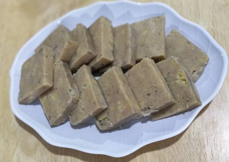 Kue/bolu pisang kukus no mixer no soda kue (nugget) Kue/bolu pisang kukus no mixer no soda kue (nugget)