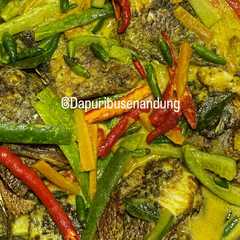 A picture of Acar Ikan Nila Bumbu Kuning.