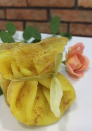 Hình của món Bánh xèo nhân chuối & cà rem.