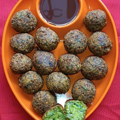 A picture of Falafel Balls.